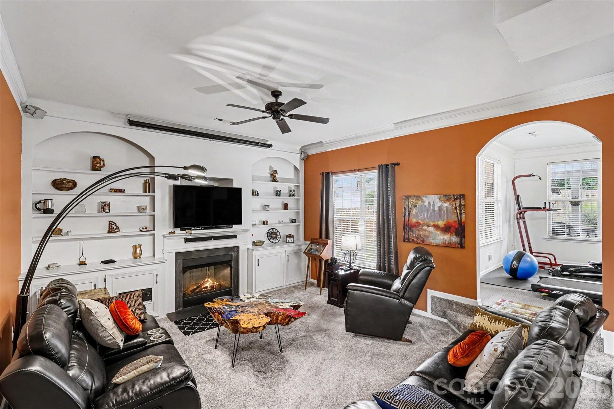 Single Family Residence at 652 Winding Branch Road, Rock Hill, photo 9 of 41