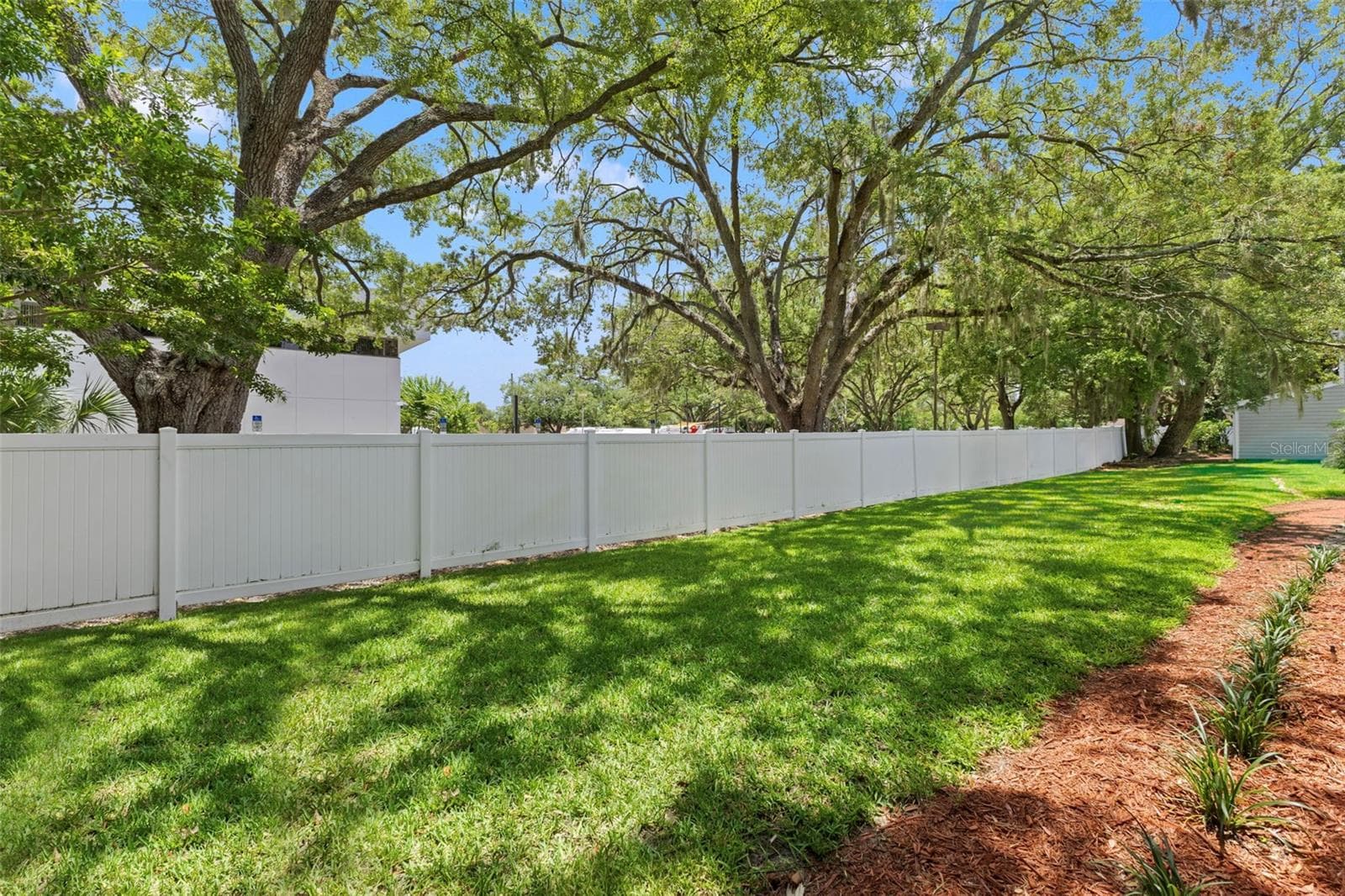 Townhouse at 14809 WINDING CREEK CT, TAMPA, photo 26 of 39