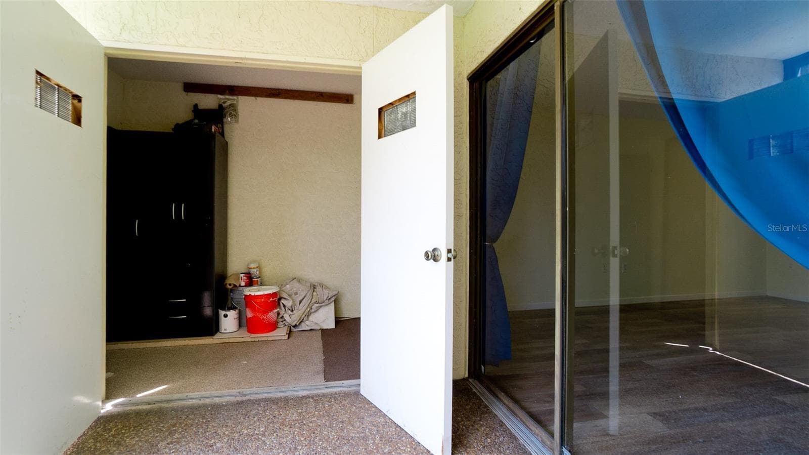 Large double door storage on lanai - 507 LAKESIDE DR #507, BRADENTON