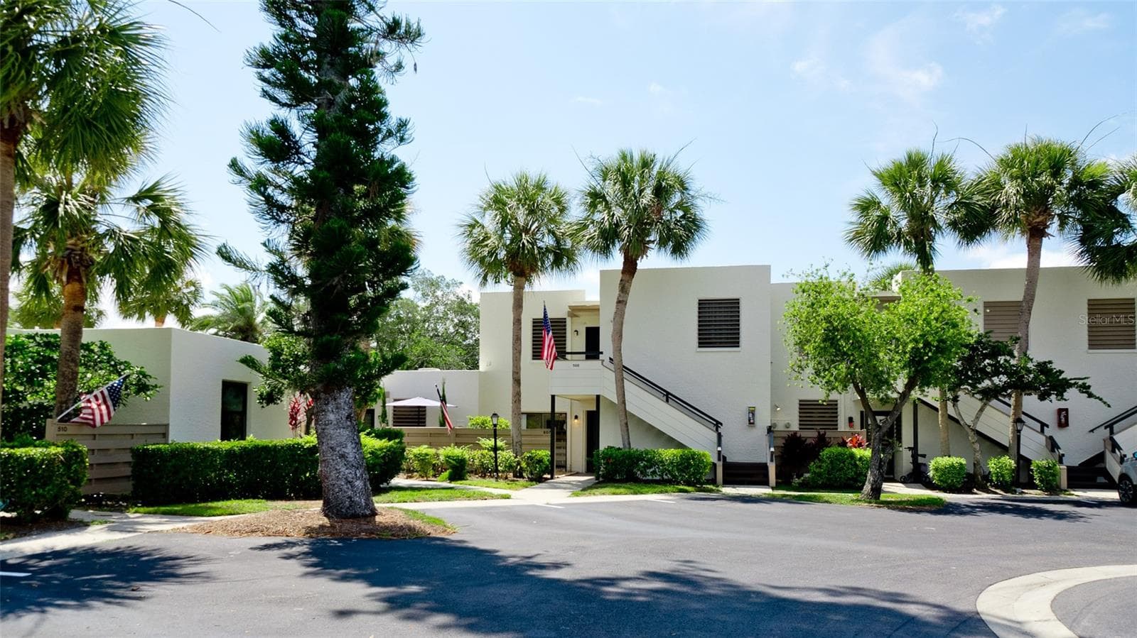 Condominium at 507 LAKESIDE DR #507, BRADENTON, photo 20 of 68