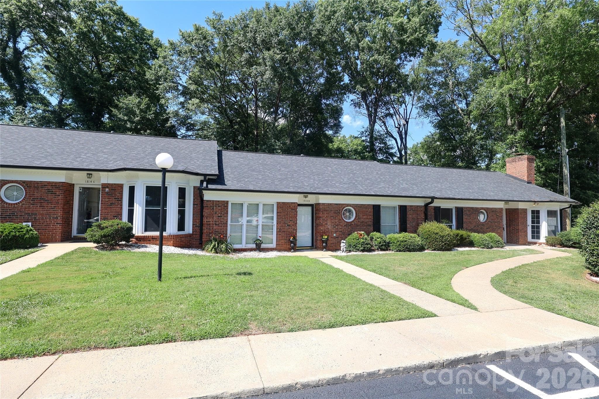 Condominium at Gastonia, photo 2 of 28