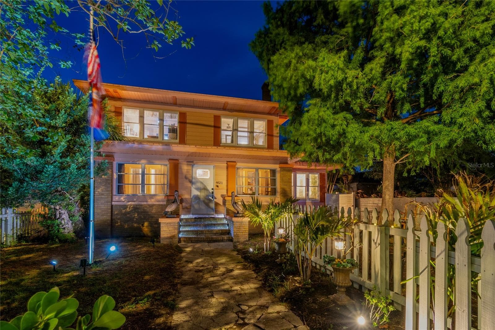Single Family Residence at 4621 9TH AVE N, ST PETERSBURG, photo 62 of 64