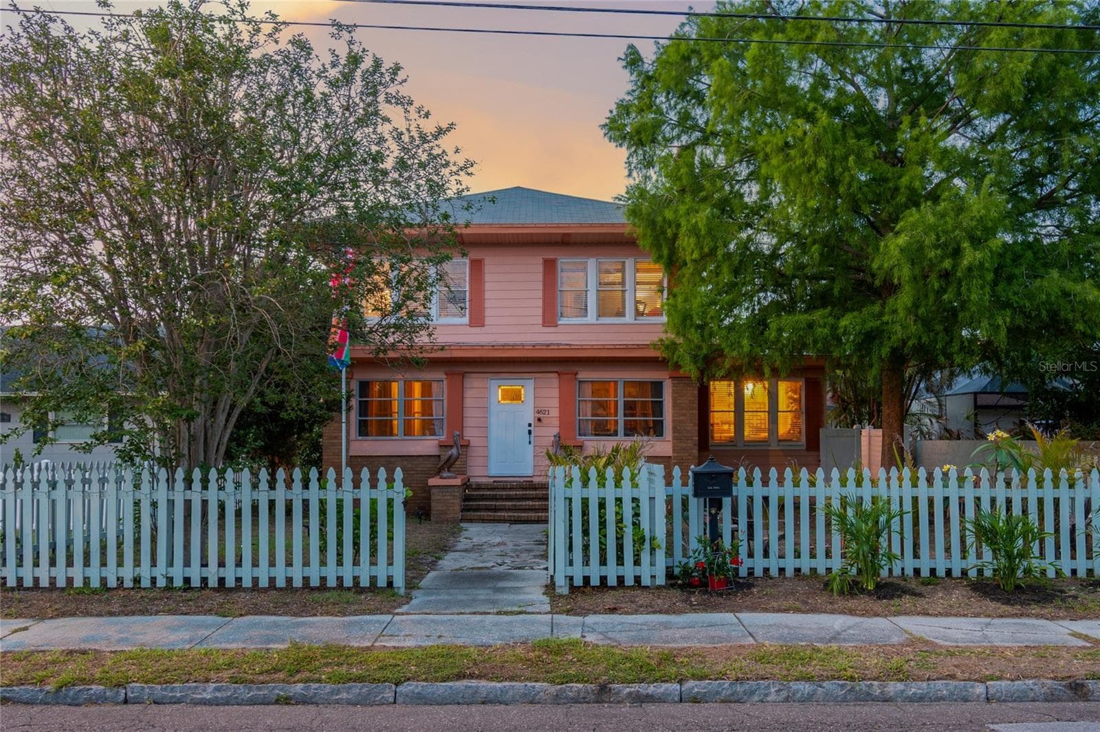 Single Family Residence at 4621 9TH AVE N, ST PETERSBURG, photo 54 of 64