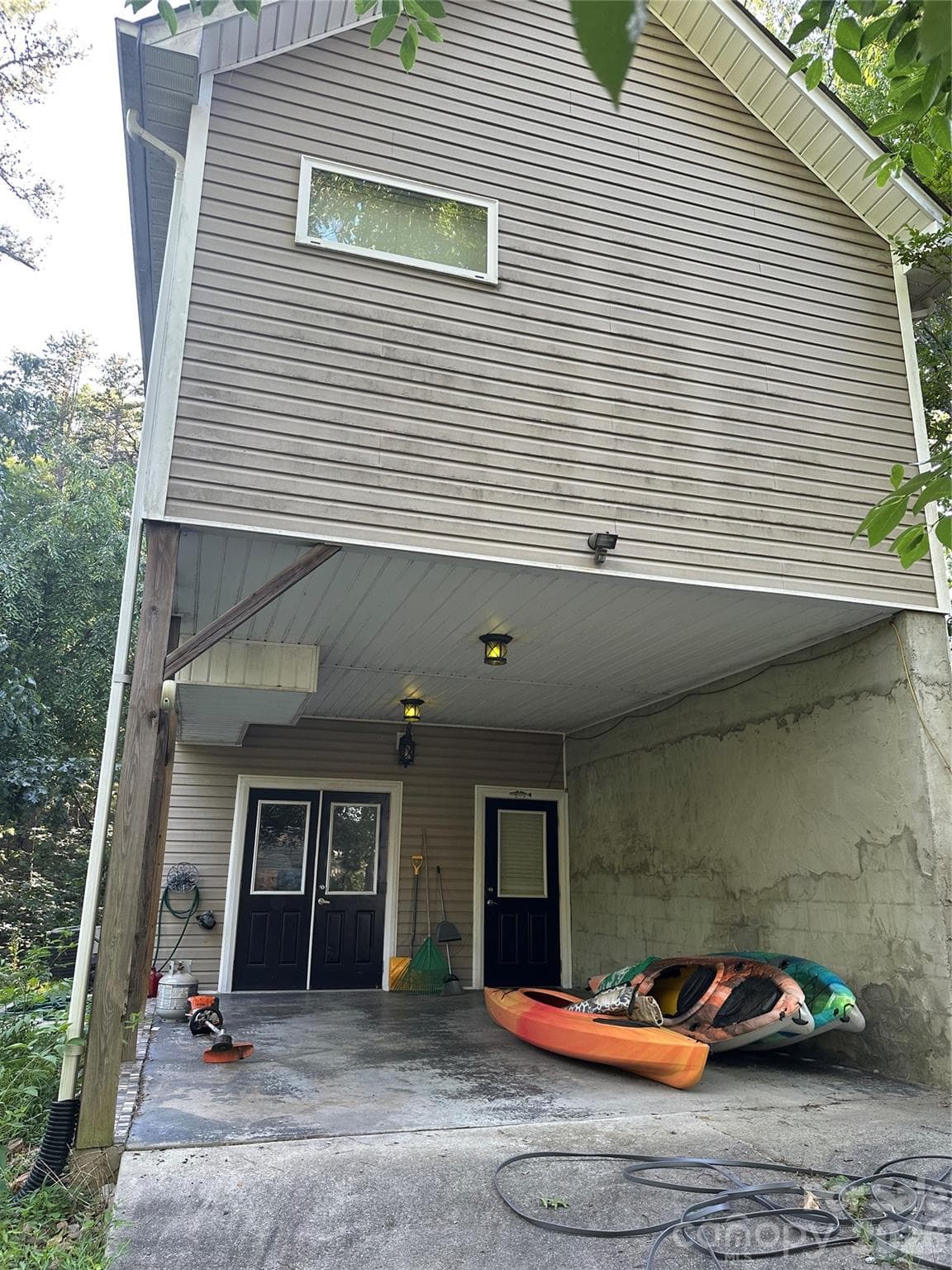 Garage With 2nd Living Quarters - 1480 Pine Mountain Drive, Connelly Springs