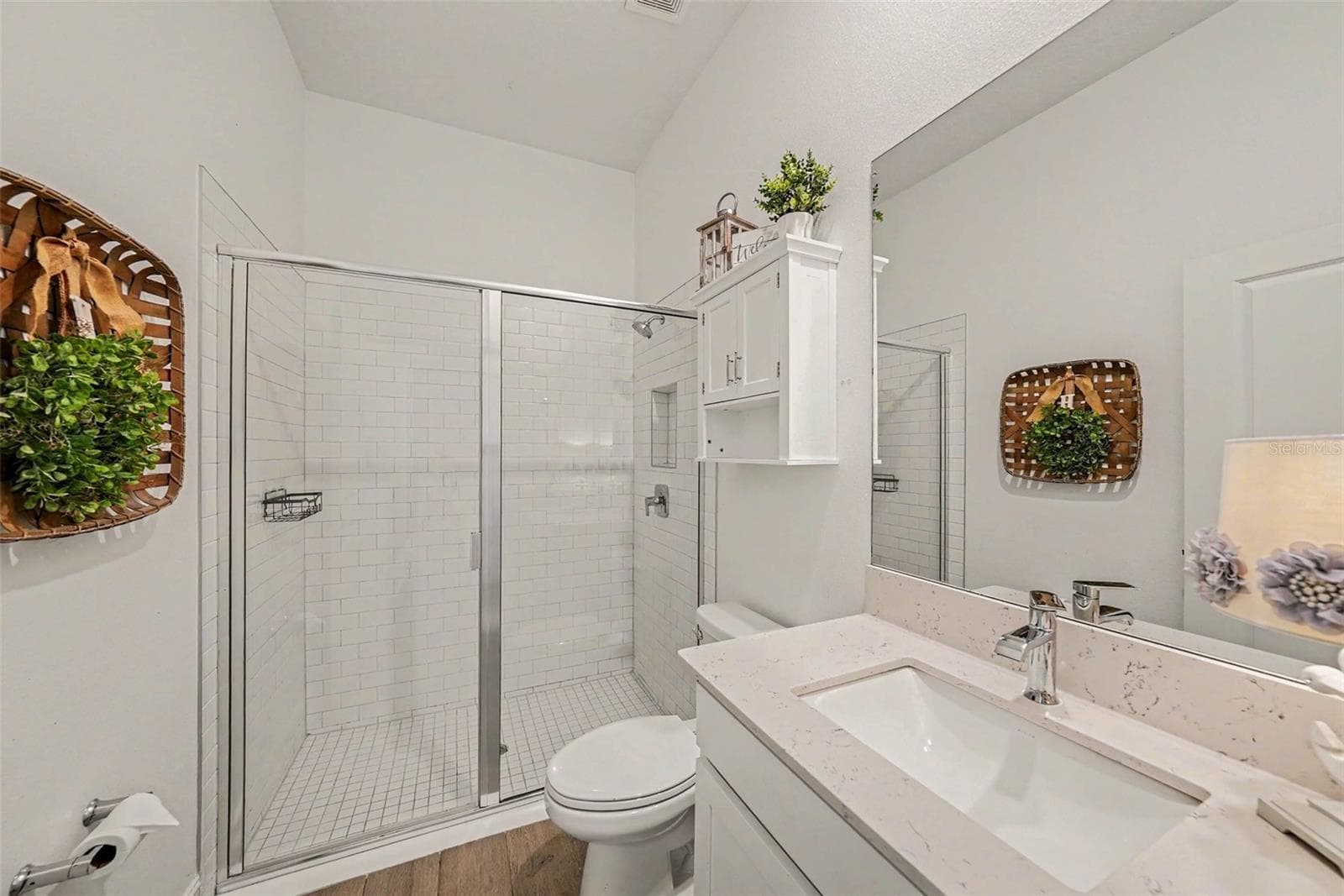 3rd full bathroom! - 12840 BERGSTROM BAY DR, RIVERVIEW