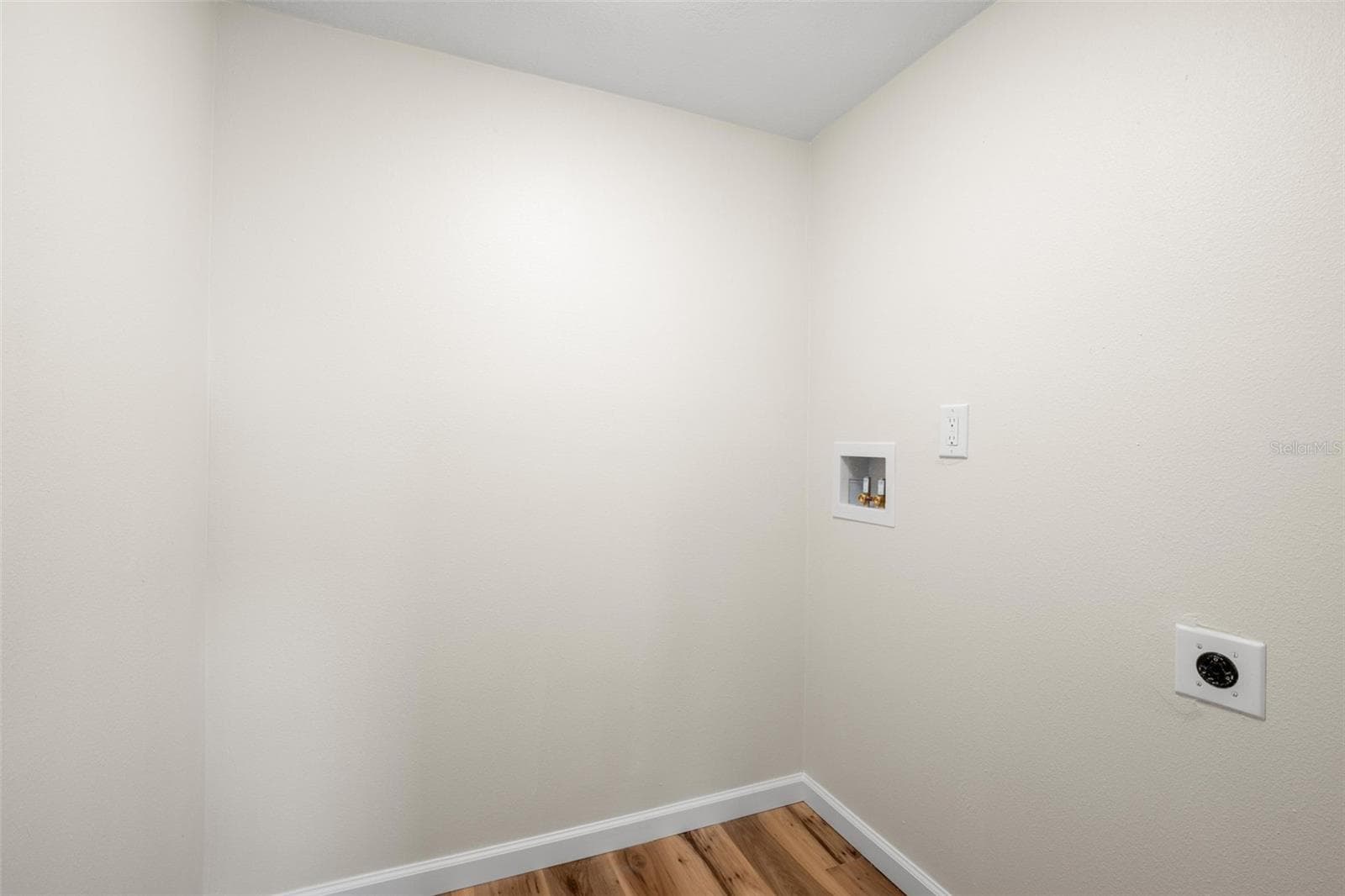 Laundry / Utility room in unit. - 5817 PARK ST N #302, ST PETERSBURG