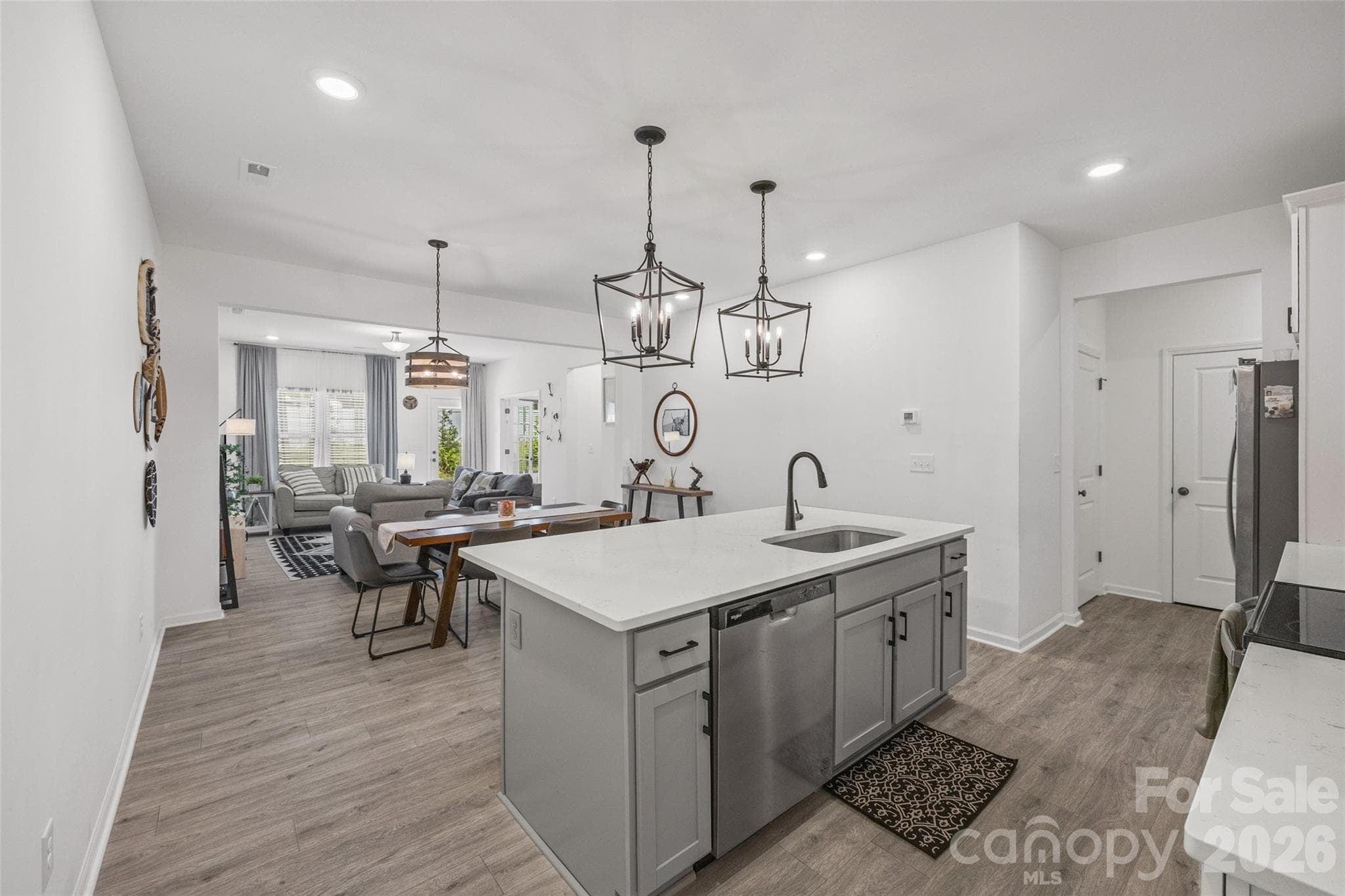 Beautiful open floor plan - York