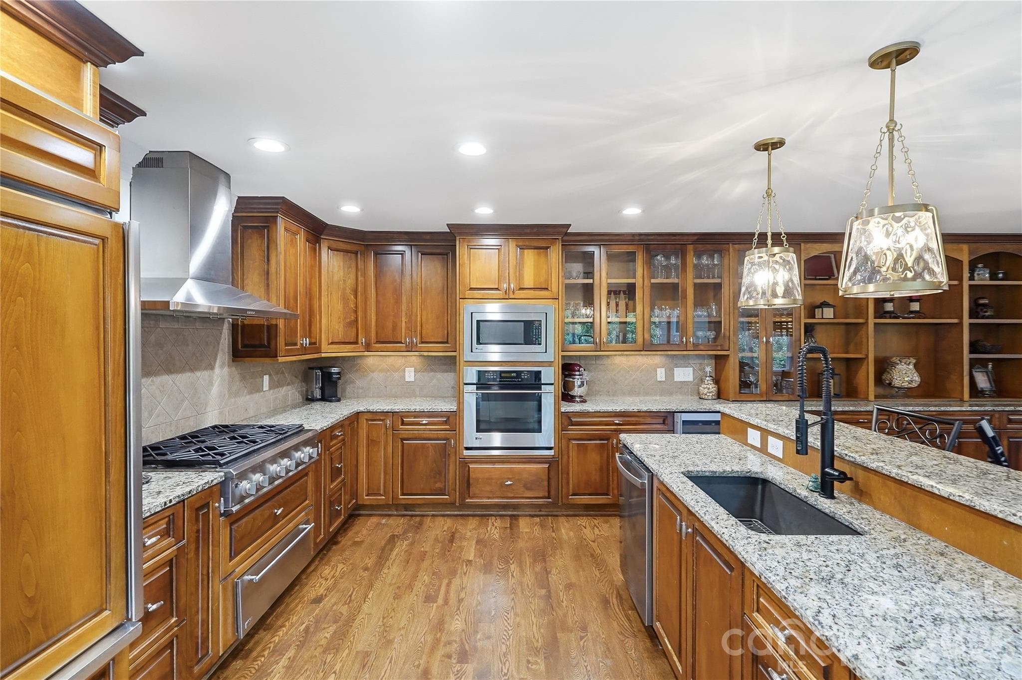 Single Family Residence at 16121 Tana Tea Circle, Tega Cay, photo 11 of 61