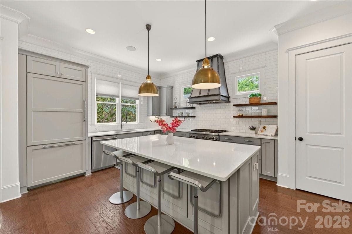 Single Family Residence at 748 Ellsworth Road, Charlotte, photo 15 of 48