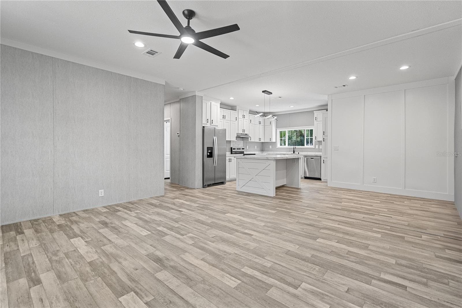 Modular Home at 375 SAPP ST, INGLIS, photo 5 of 36