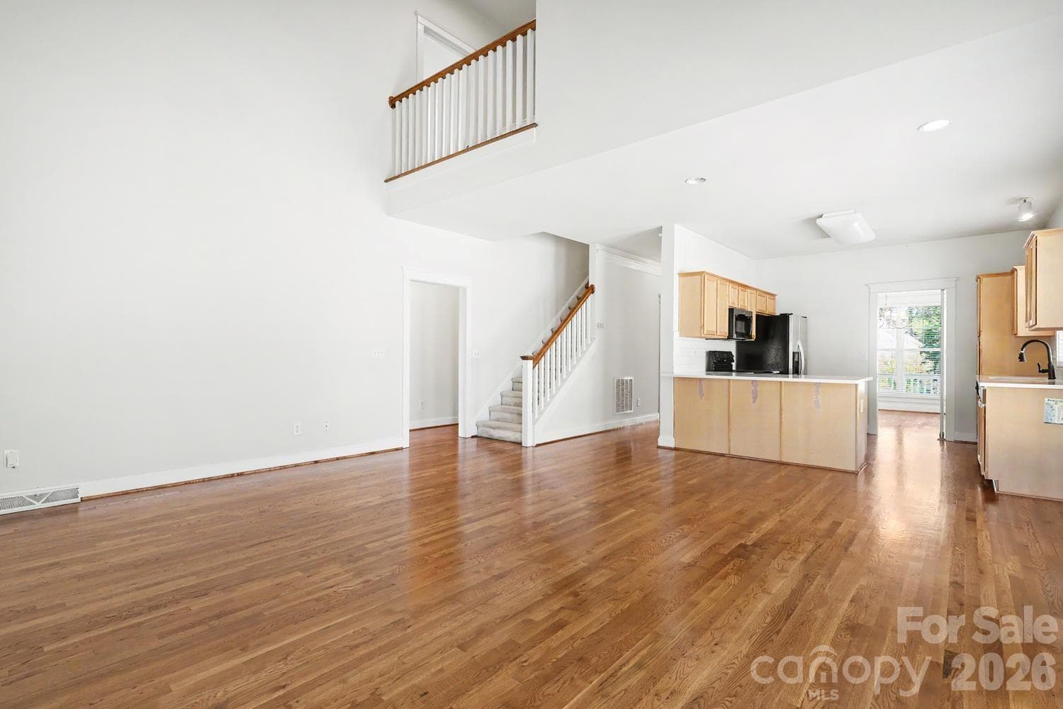 Single Family Residence at 3044 Parker Green Trail, Charlotte, photo 12 of 48