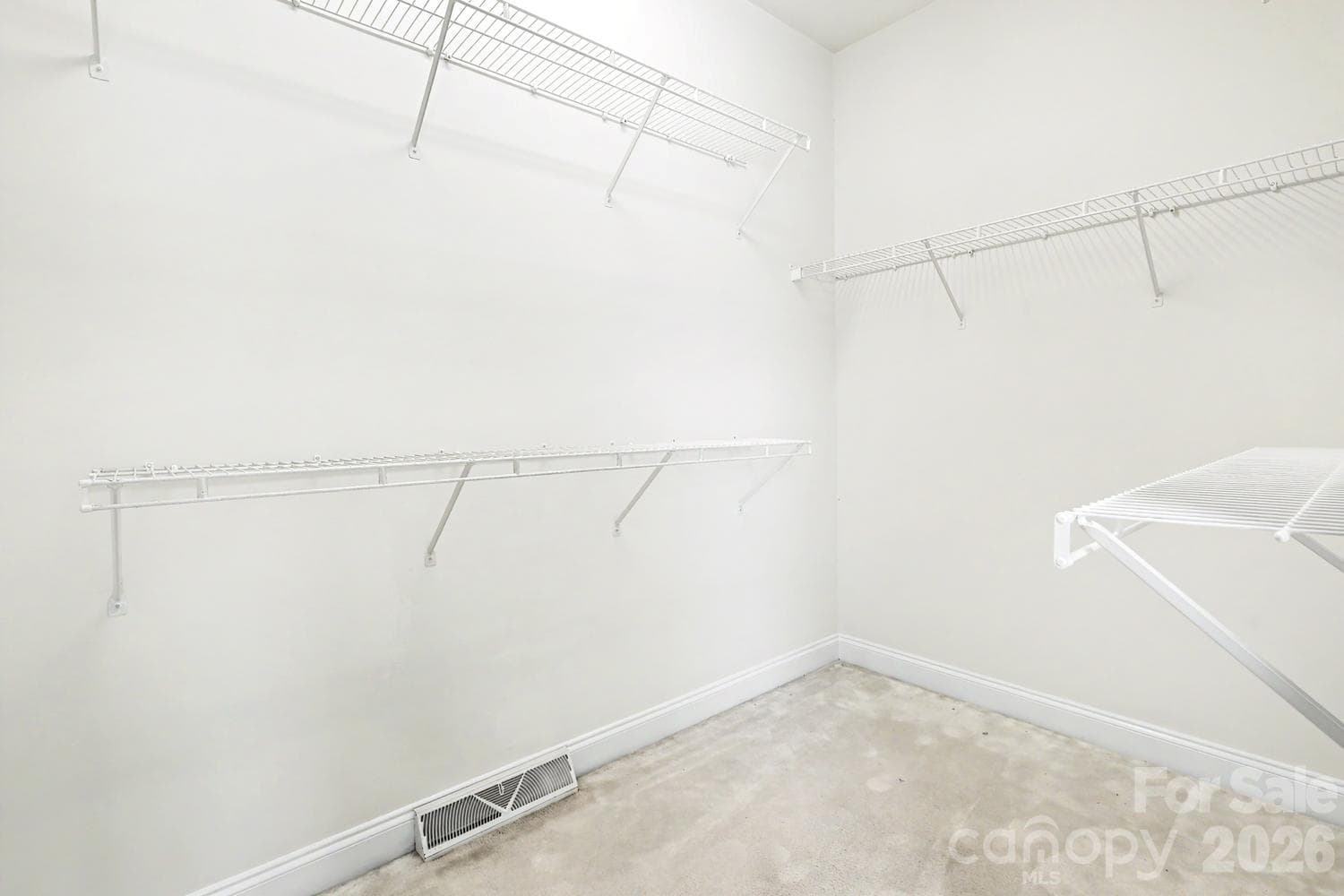 Single Family Residence at 3044 Parker Green Trail, Charlotte, photo 21 of 48