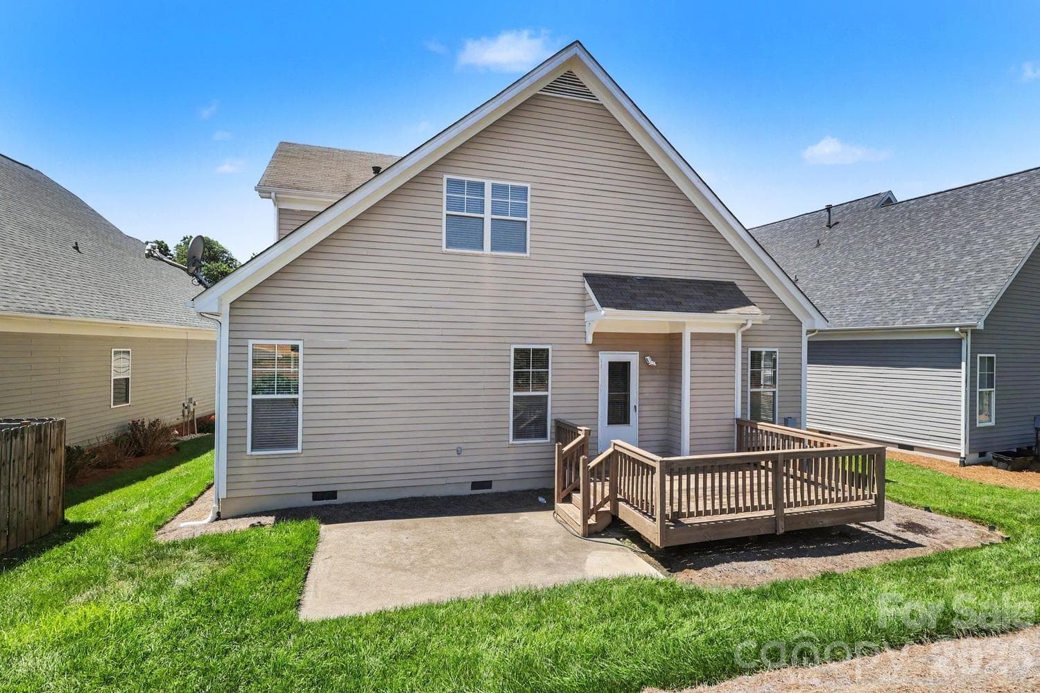 Single Family Residence at 3044 Parker Green Trail, Charlotte, photo 34 of 48