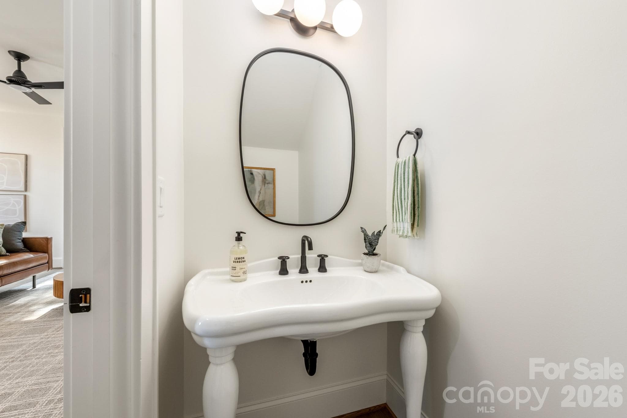 Townhouse at Charlotte, photo 9 of 26