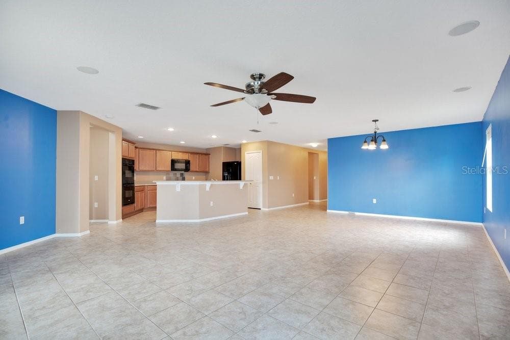 Single Family Residence at 2319 PLANTATION OAK DR, ORLANDO, photo 6 of 40
