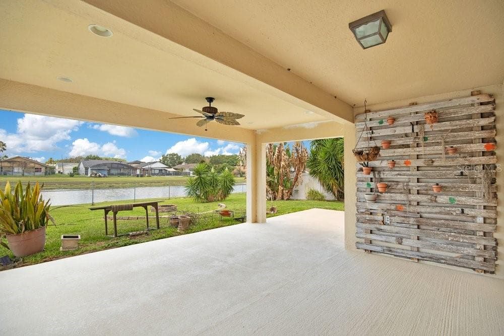 Covered Back Porch - 2319 PLANTATION OAK DR, ORLANDO
