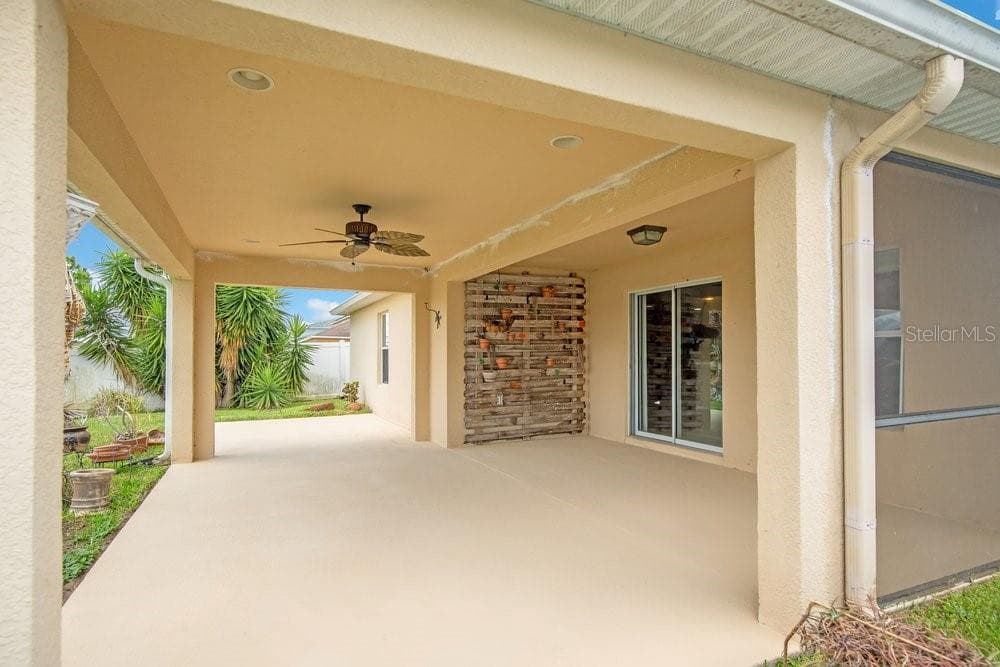Back Porch - 2319 PLANTATION OAK DR, ORLANDO