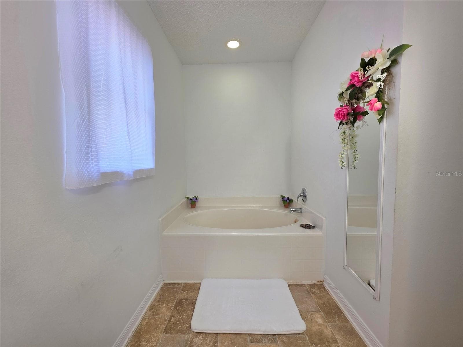 Single Family Residence at 9055 PEMBERTON ST, SPRING HILL, photo 21 of 31