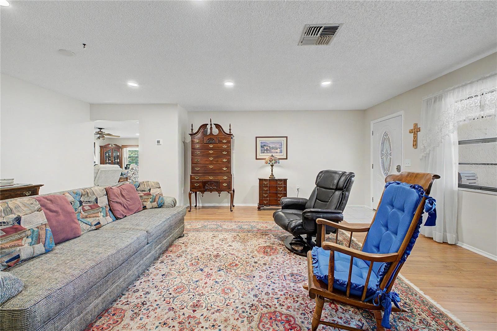 Single Family Residence at 8270 SYCAMORE DR, NEW PORT RICHEY, photo 13 of 68