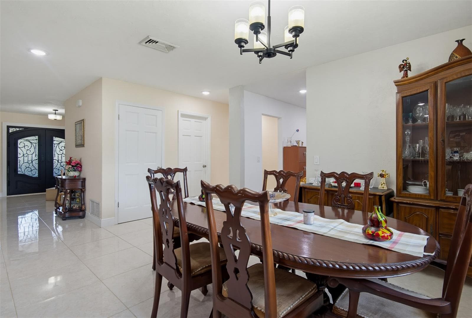 Single Family Residence at 33 SANDCASTLE DR, ORMOND BEACH, photo 29 of 89