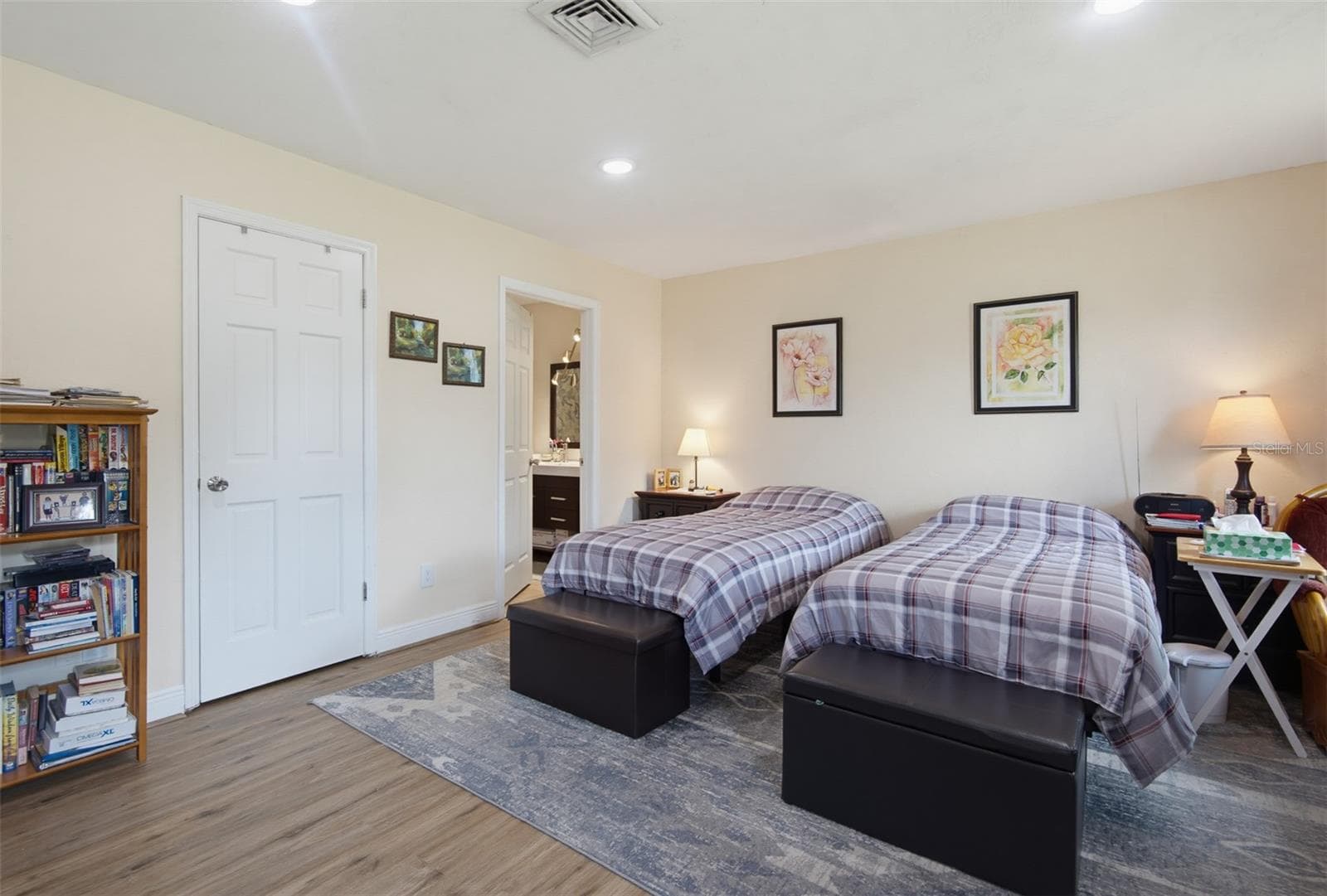 Primary Bedroom - 33 SANDCASTLE DR, ORMOND BEACH