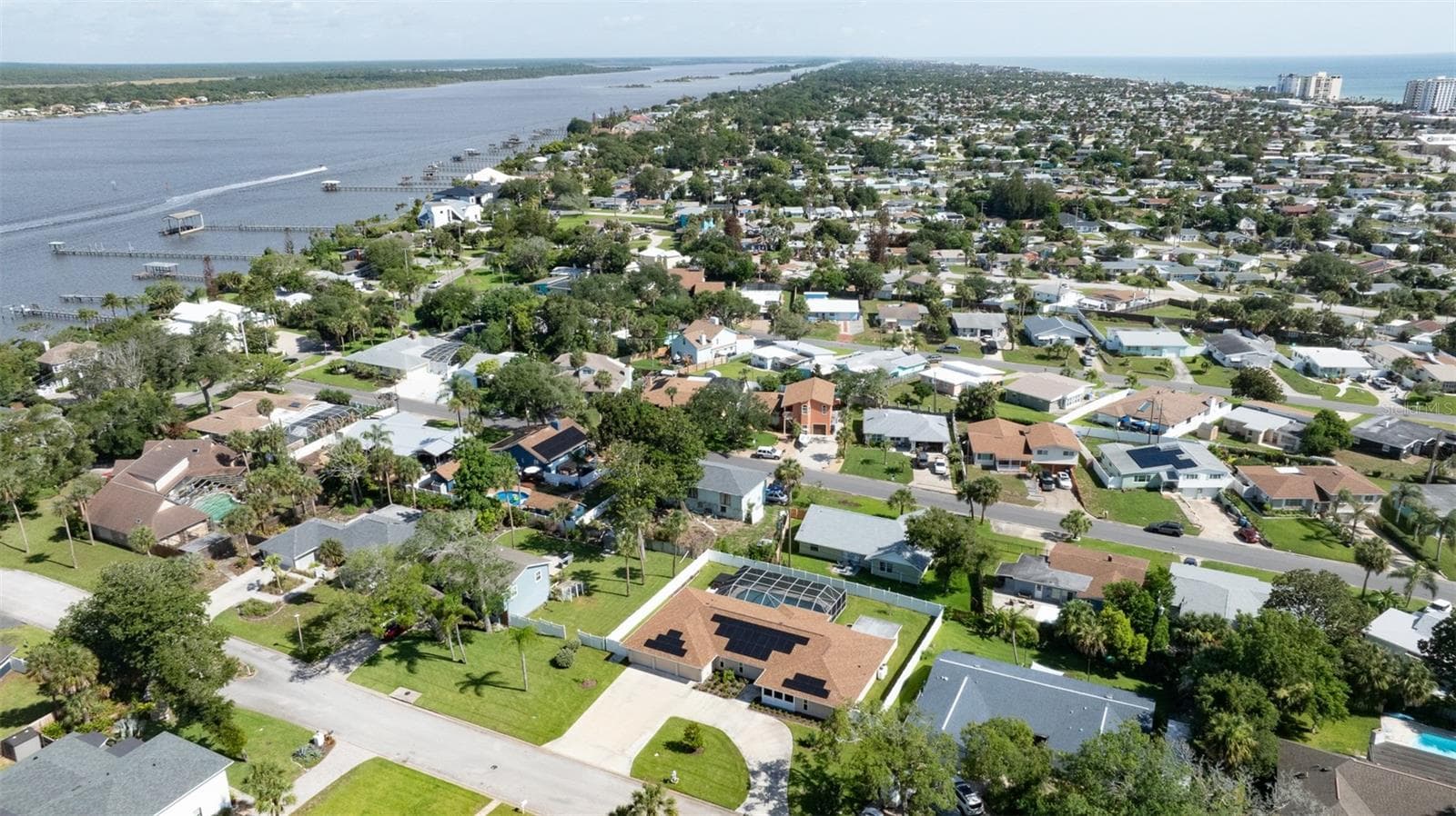 Single Family Residence at 33 SANDCASTLE DR, ORMOND BEACH, photo 60 of 89