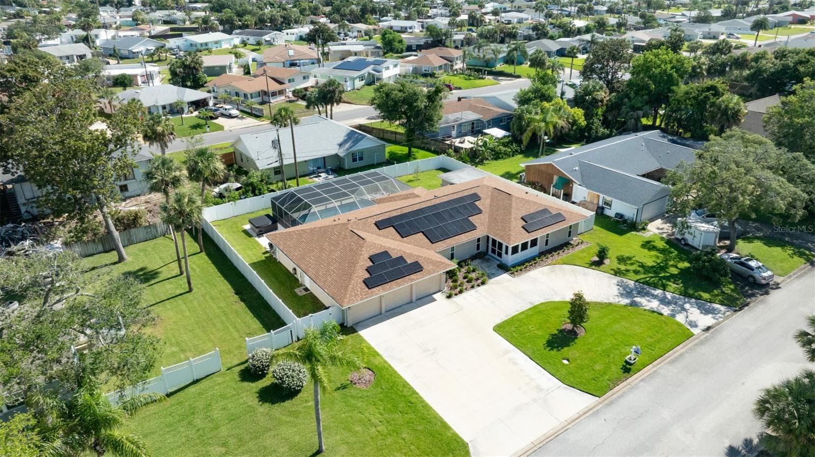Single Family Residence at 33 SANDCASTLE DR, ORMOND BEACH, photo 71 of 89