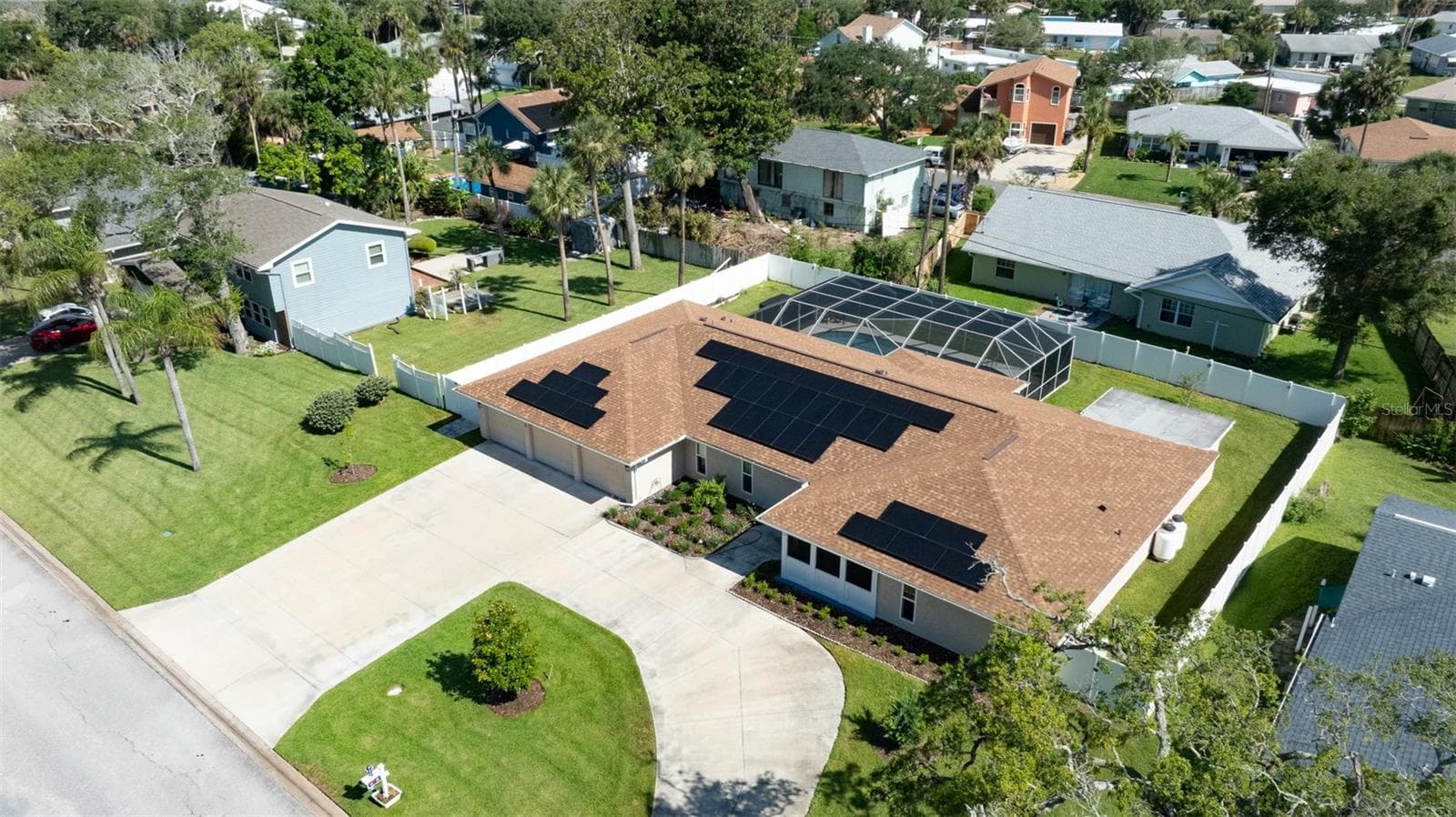 Single Family Residence at 33 SANDCASTLE DR, ORMOND BEACH, photo 72 of 89