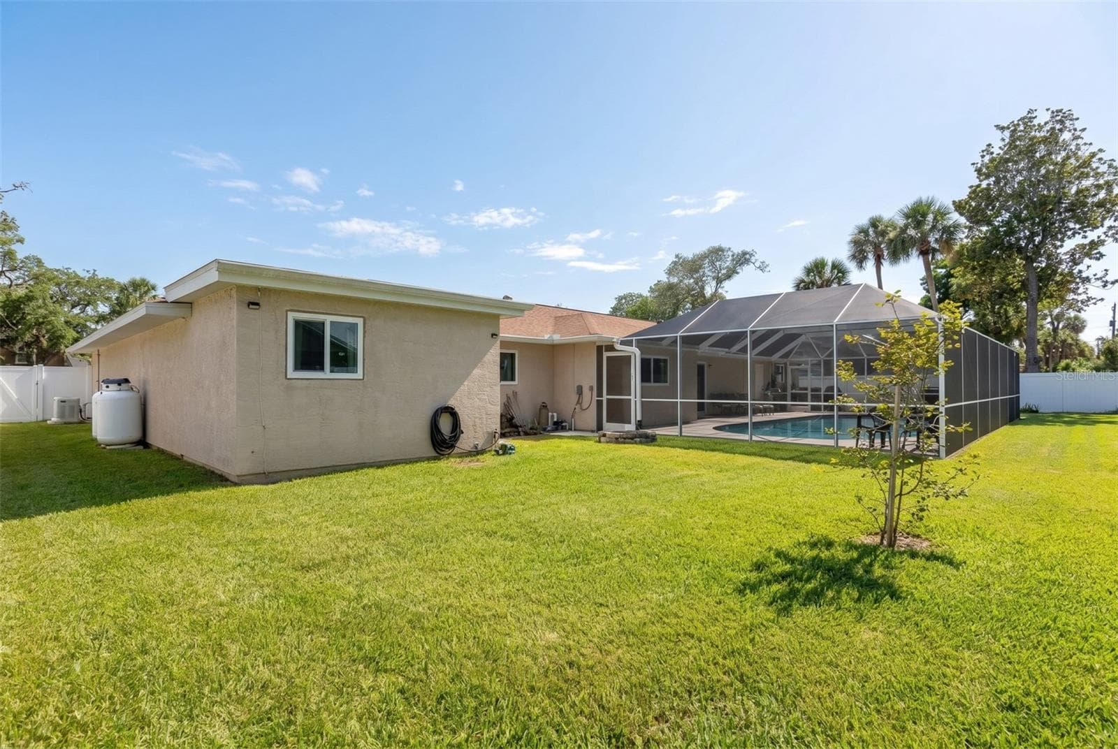 Single Family Residence at 33 SANDCASTLE DR, ORMOND BEACH, photo 84 of 89