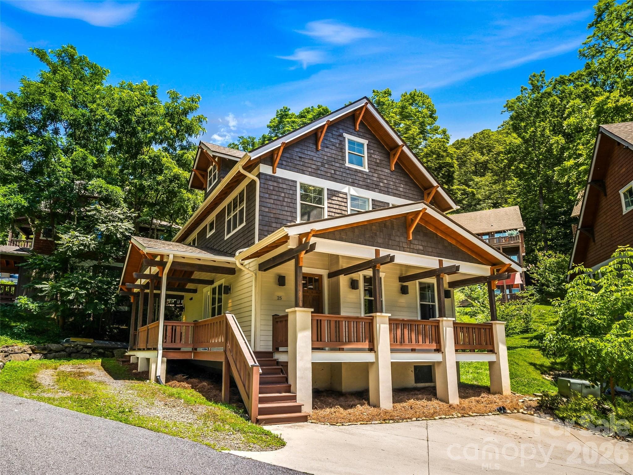 Beautiful 2.5-story Arts and Crafts contemporary home in North Asheville. - Asheville