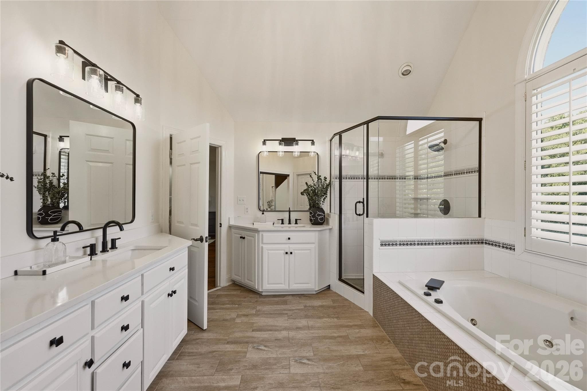 Single Family Residence at Charlotte, photo 23 of 43