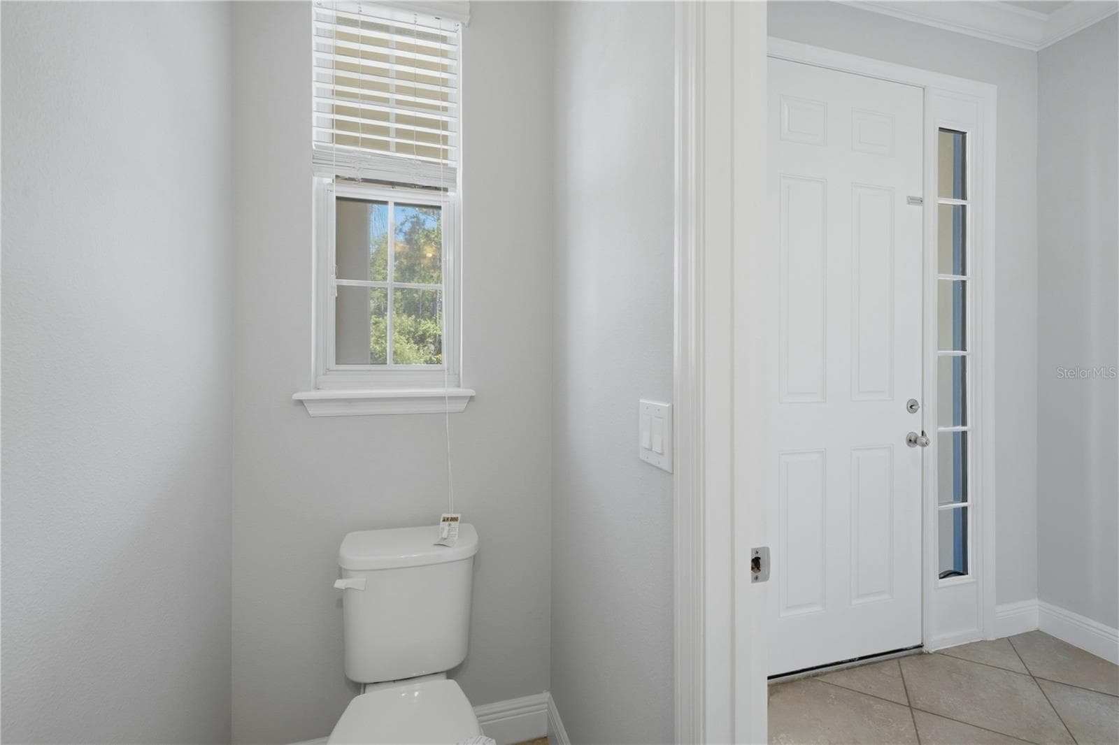 Single Family Residence at 6023 W TOWN CENTER BLVD, ORLANDO, photo 5 of 37