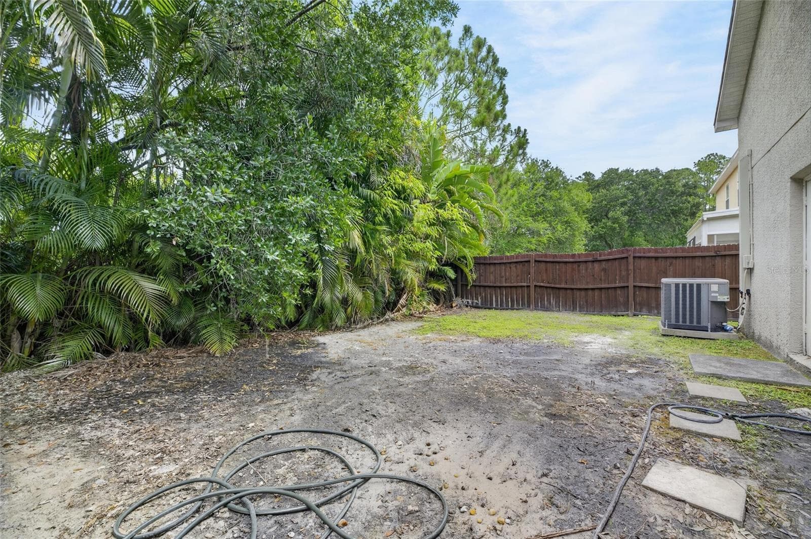 Single Family Residence at 11901 NORTHUMBERLAND DR, TAMPA, photo 47 of 53