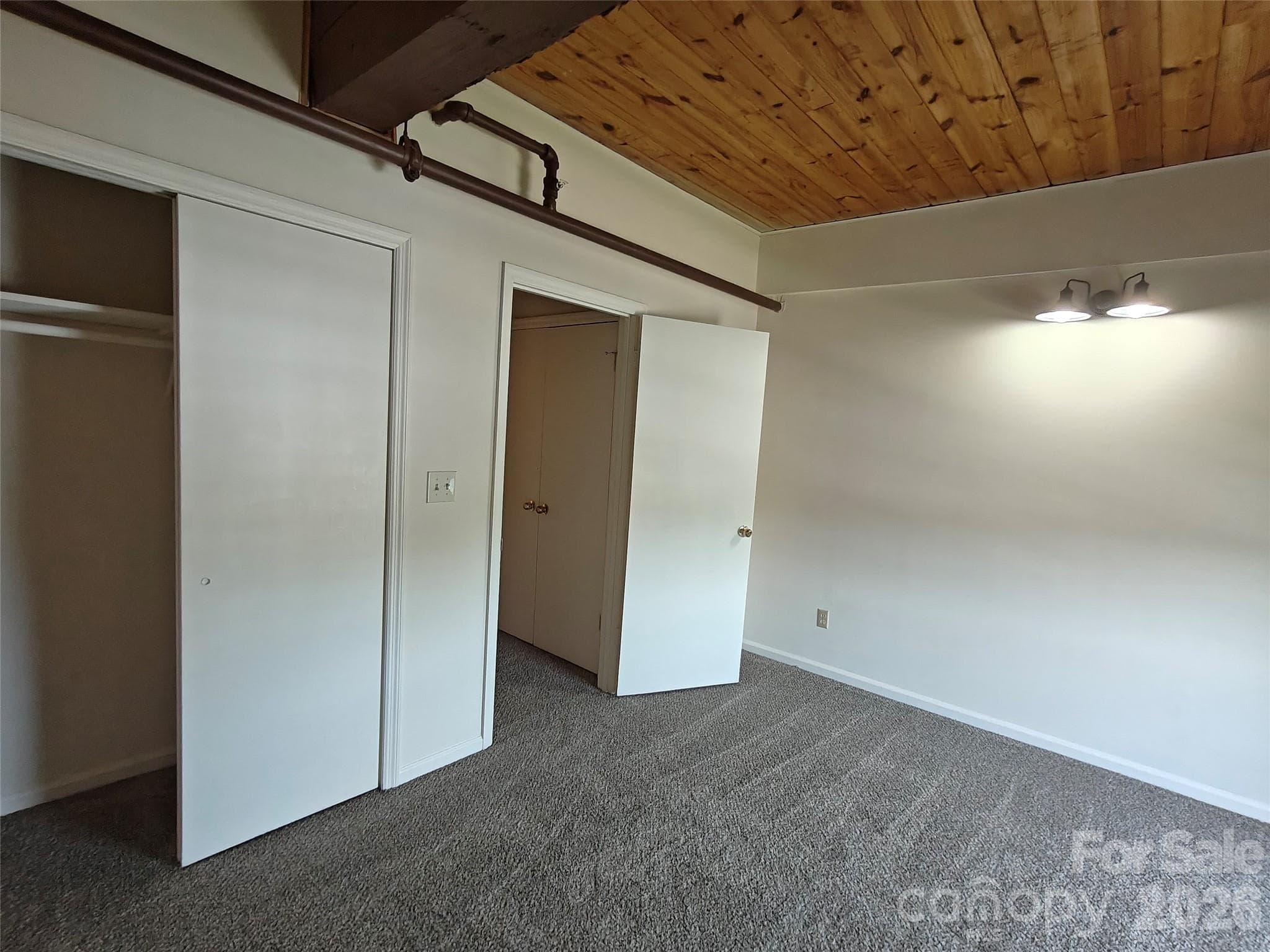 Condominium at Concord, photo 15 of 32