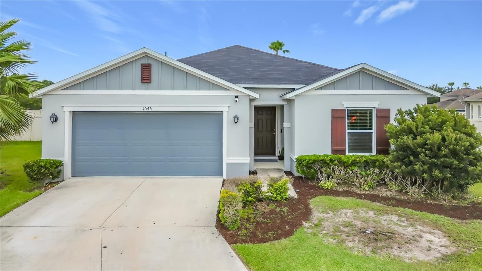 1045 AUGUSTUS DR
