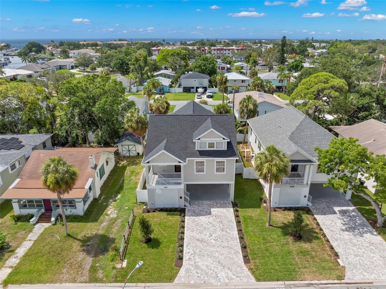 Single Family Residence at 1868 MISSISSIPPI AVE NE, ST PETERSBURG, photo 42 of 53