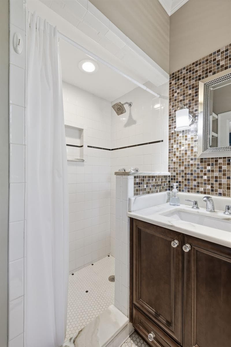 Primary Bath - 912 S FREMONT AVE, TAMPA
