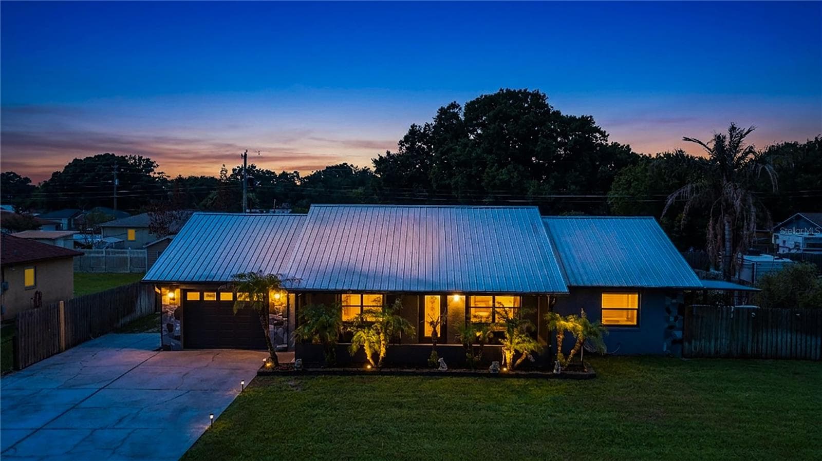 Twilight - 2426 VIEW WAY, LAKELAND