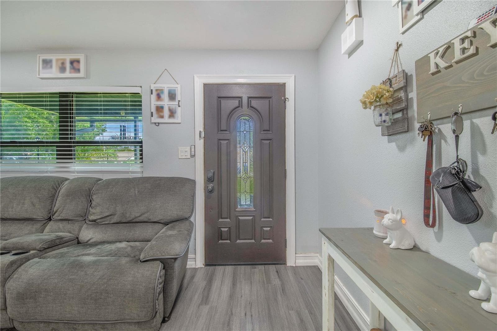 Front Entrance - 2426 VIEW WAY, LAKELAND
