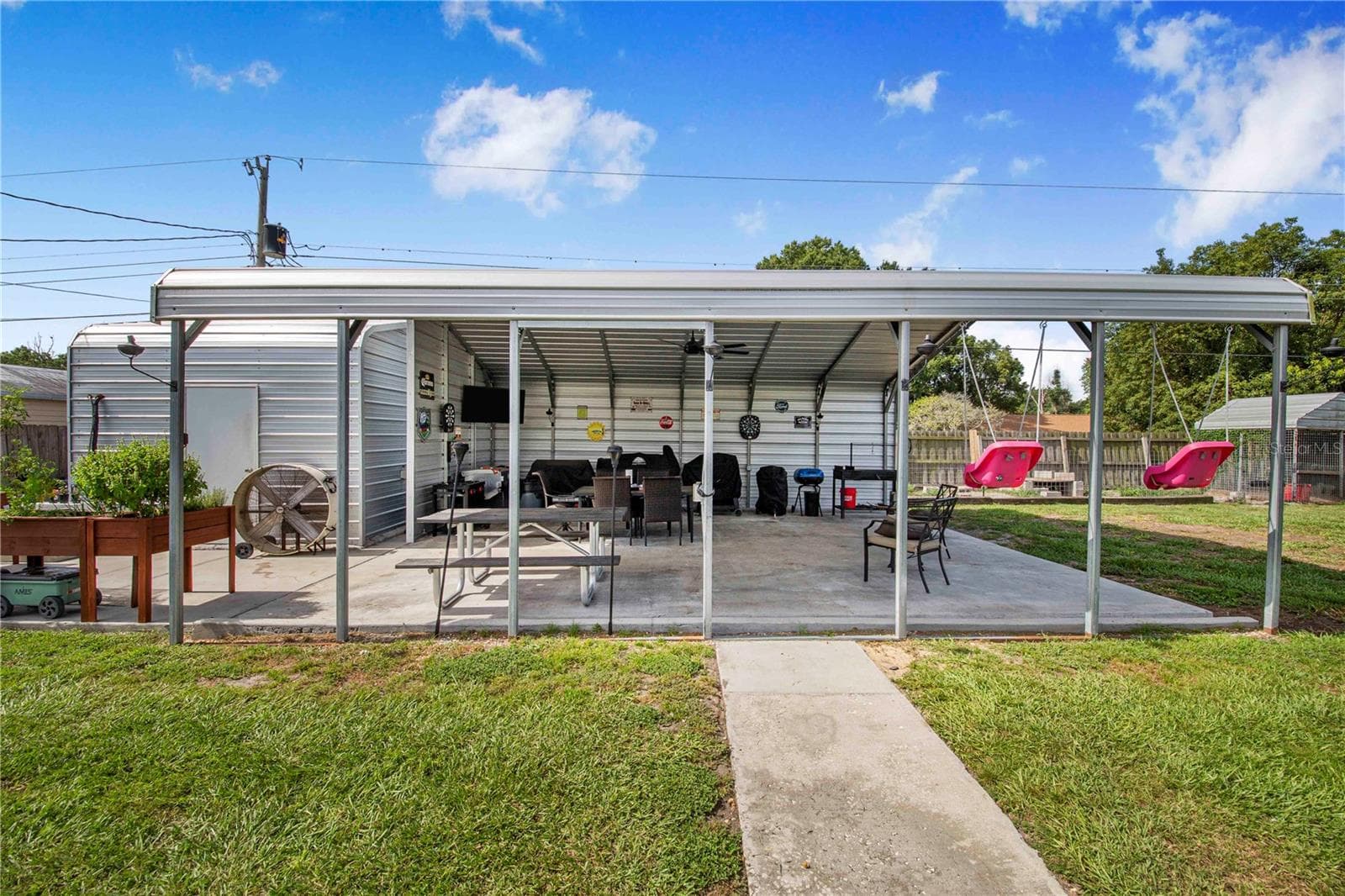 Single Family Residence at 2426 VIEW WAY, LAKELAND, photo 24 of 45