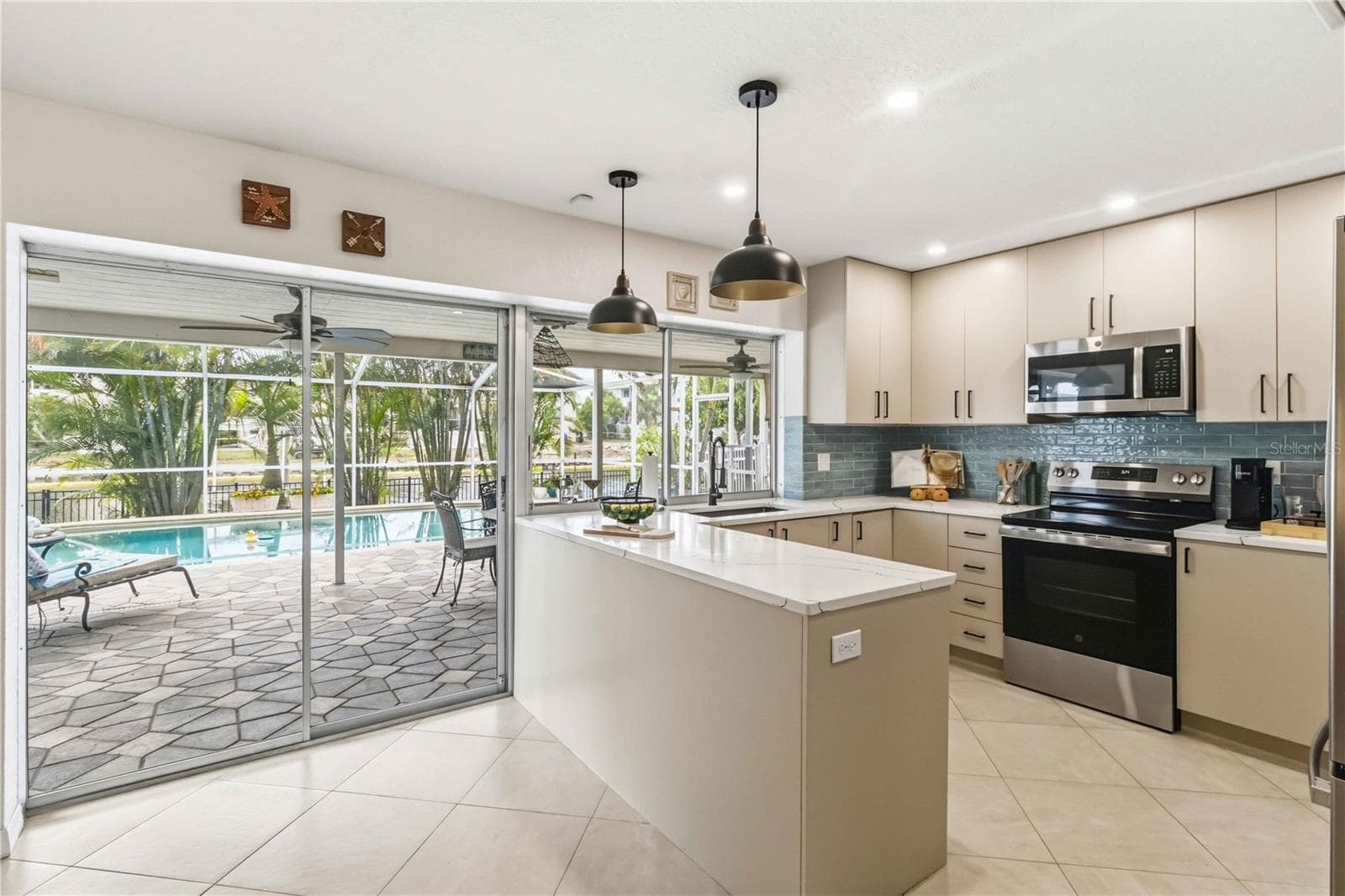 Kitchen - 1004 SPINDLE PALM WAY, APOLLO BEACH