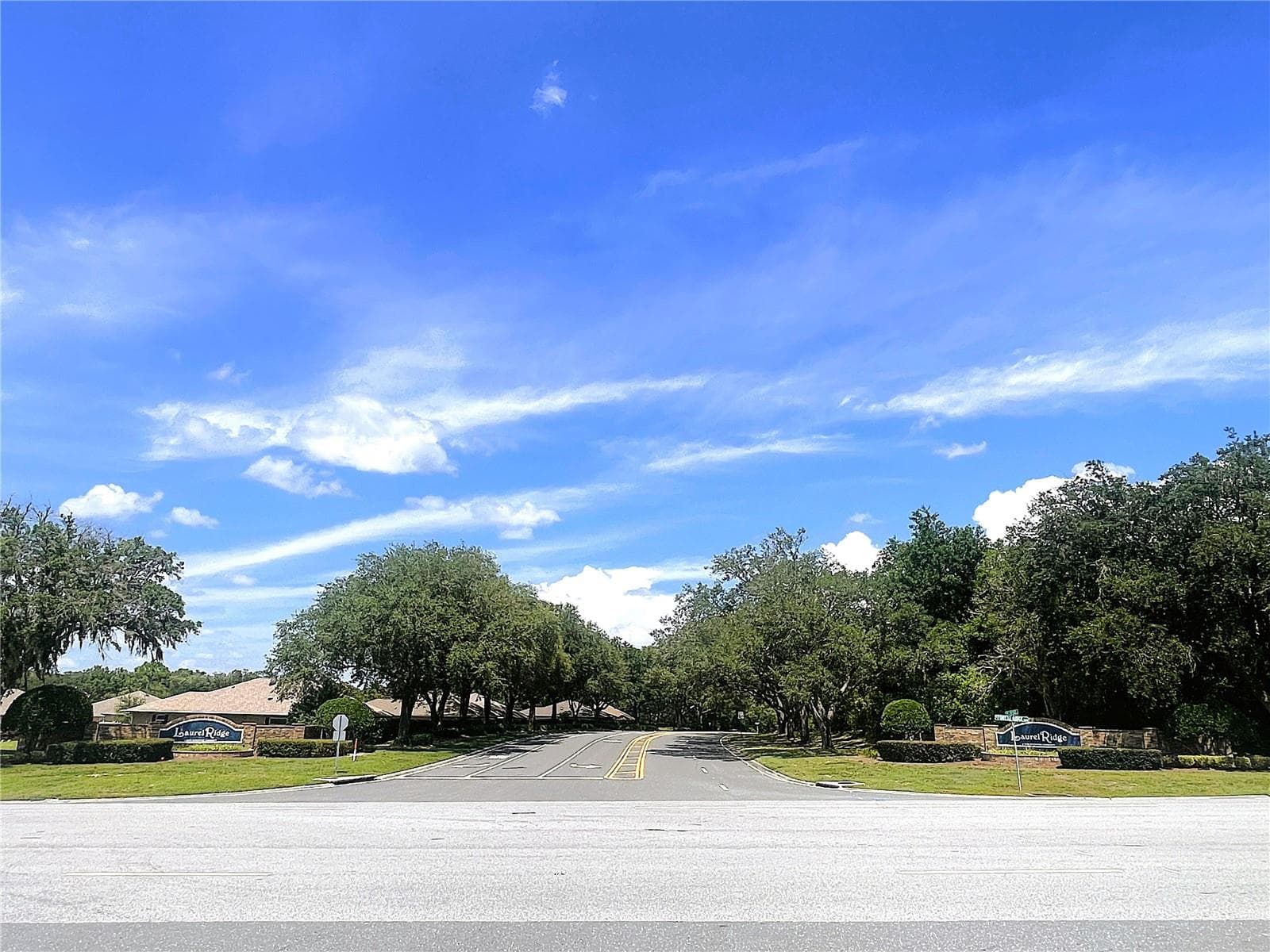 Single Family Residence at 521 W HILLWOOD PATH, BEVERLY HILLS, photo 2 of 21