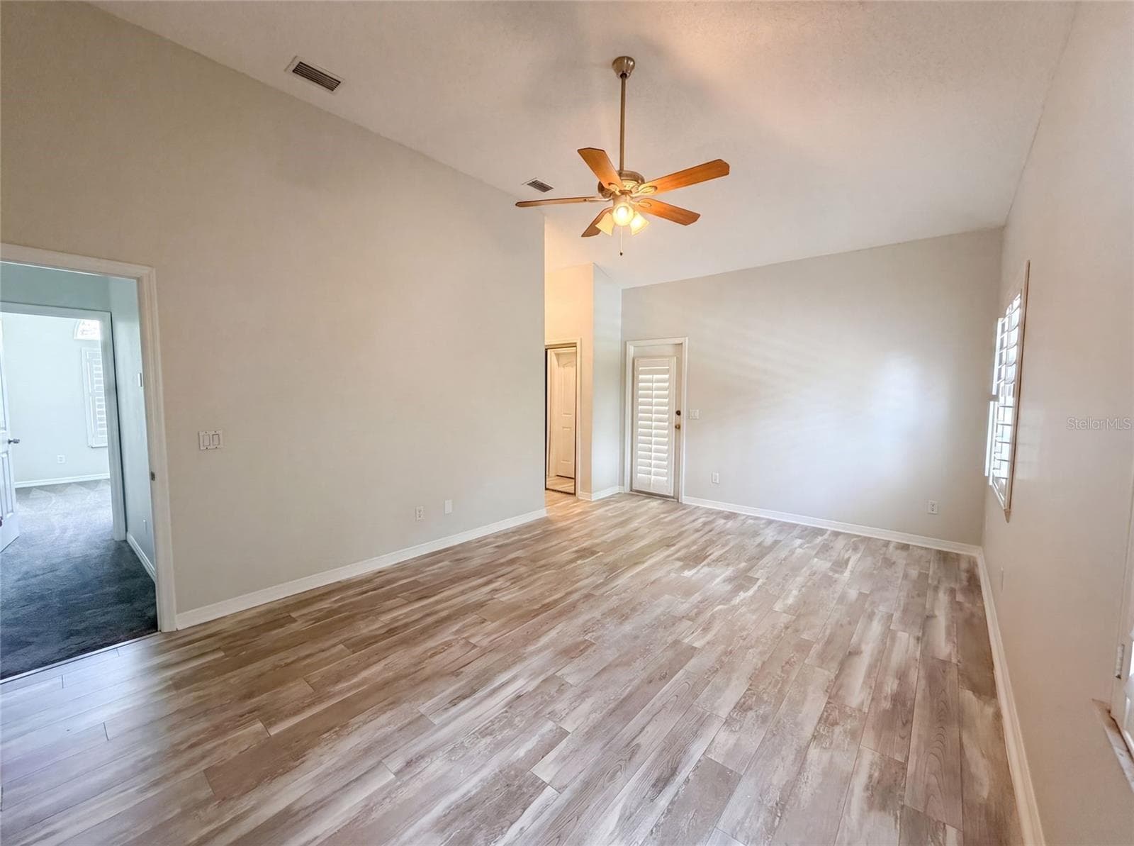 Single Family Residence at 300 SPRUCEWOOD RD, LAKE MARY, photo 4 of 26