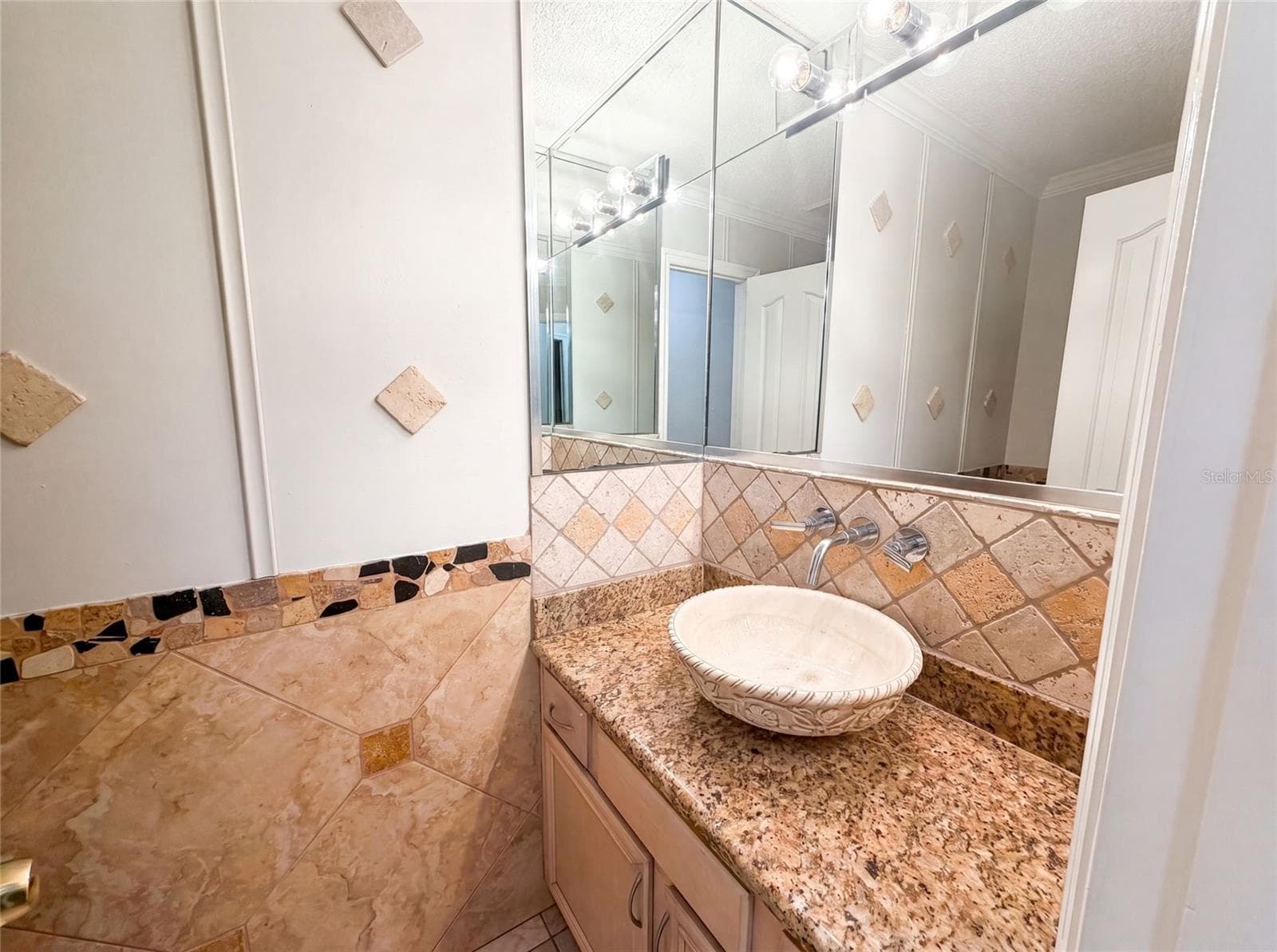 Single Family Residence at 300 SPRUCEWOOD RD, LAKE MARY, photo 14 of 26