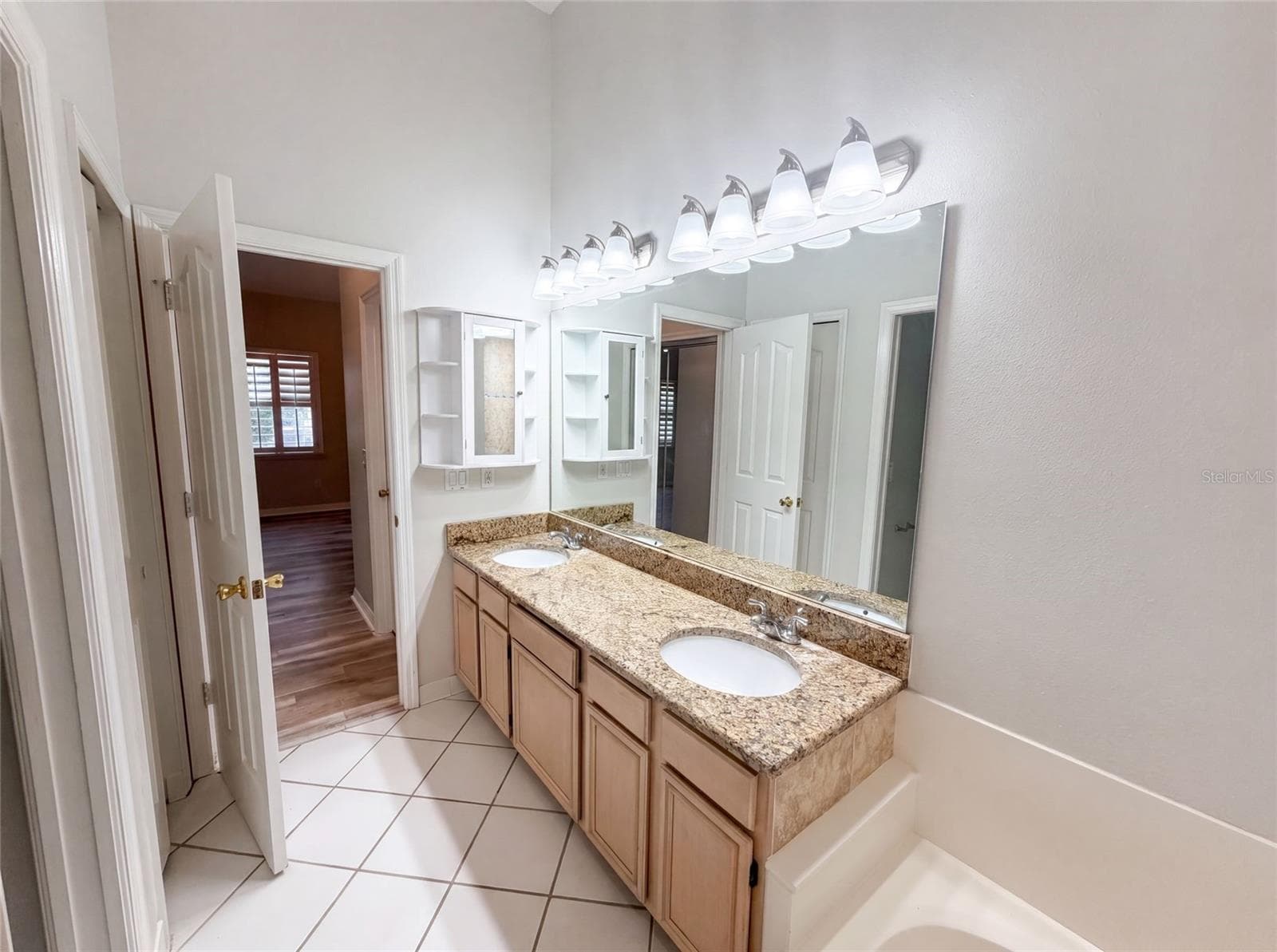 Single Family Residence at 300 SPRUCEWOOD RD, LAKE MARY, photo 18 of 26