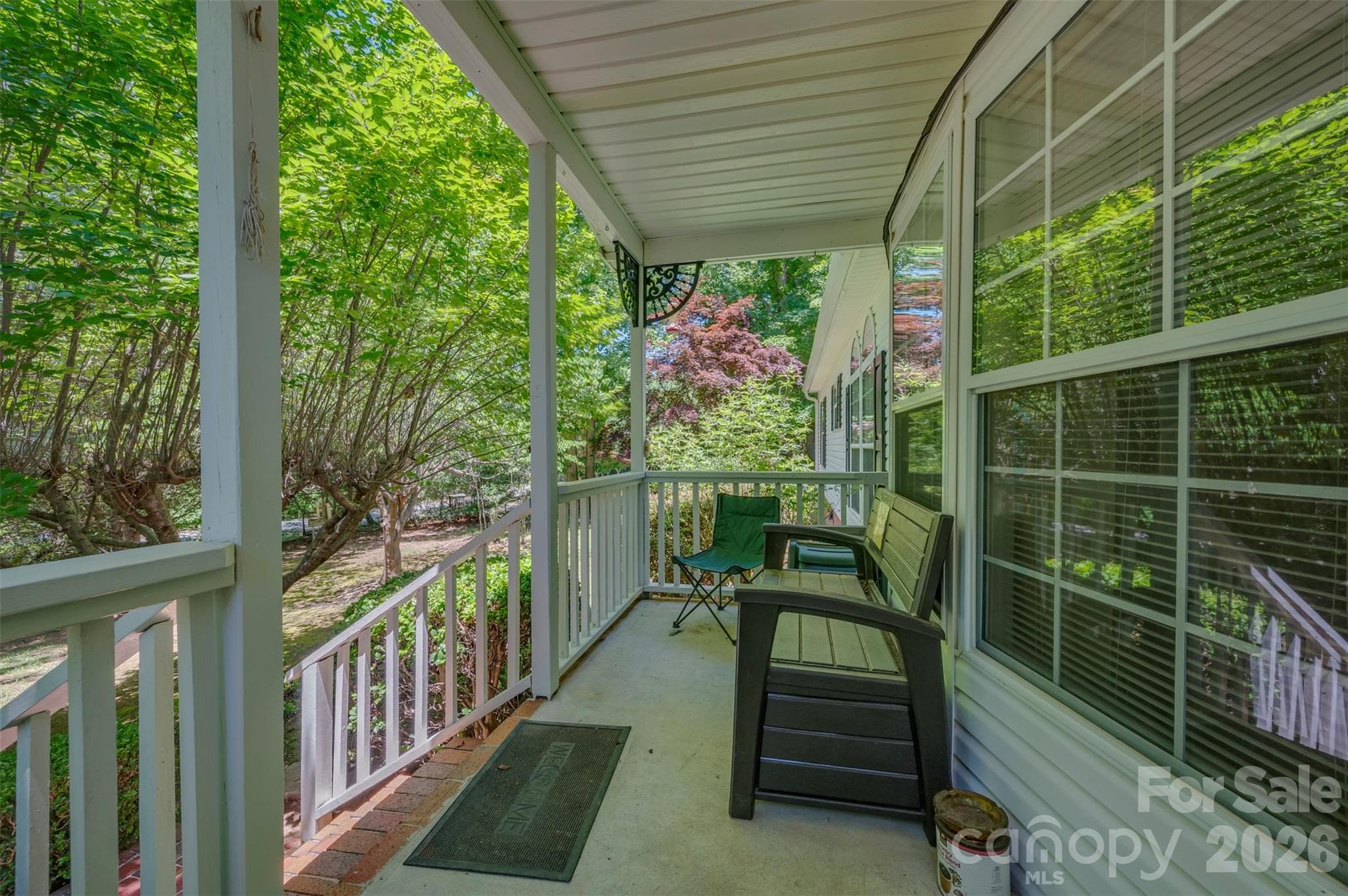Single Family Residence at 98 Lanning Drive, Columbus, photo 8 of 34