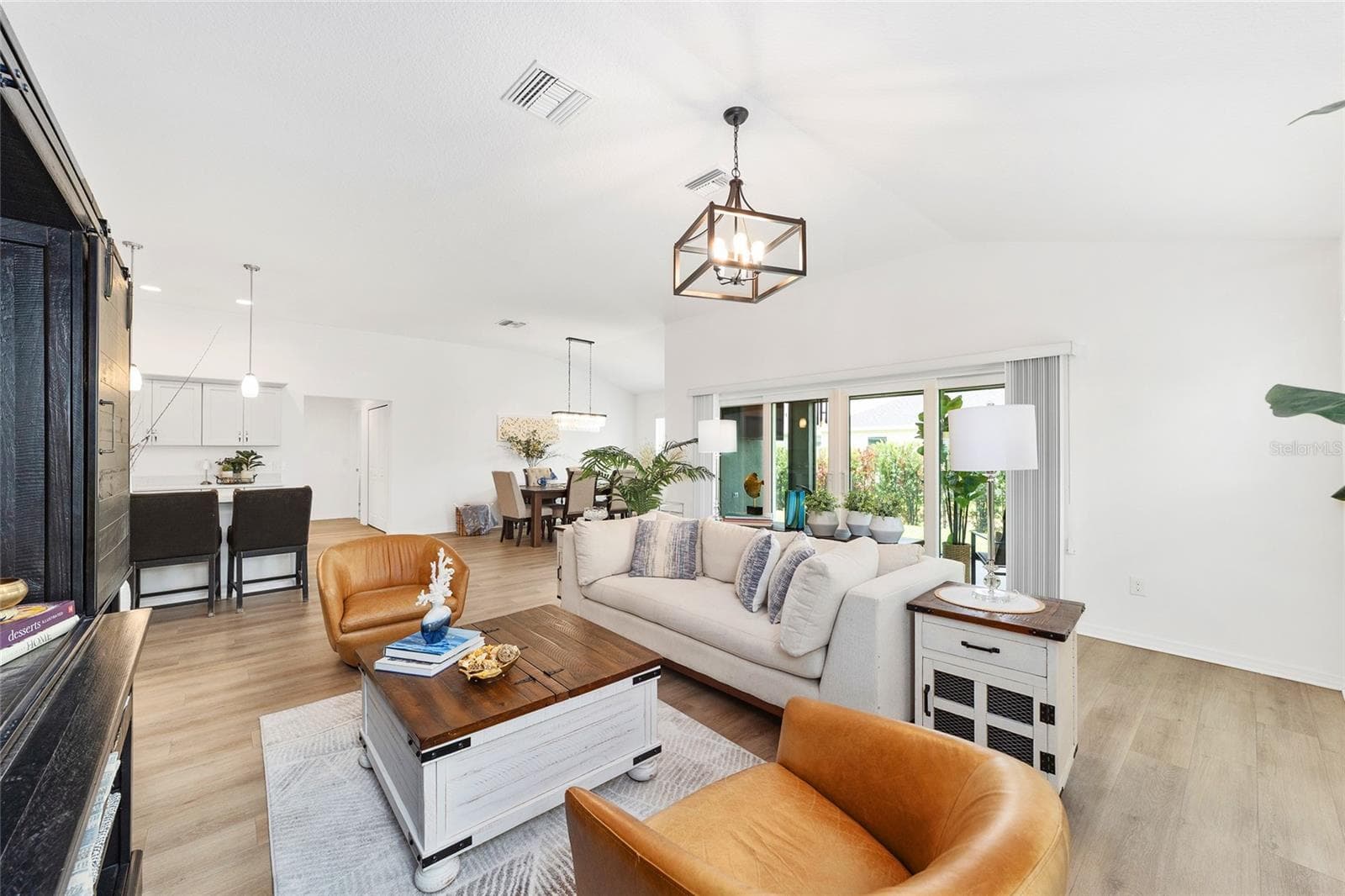 Single Family Residence at 6557 MCKNIGHT LOOP, THE VILLAGES, photo 18 of 61