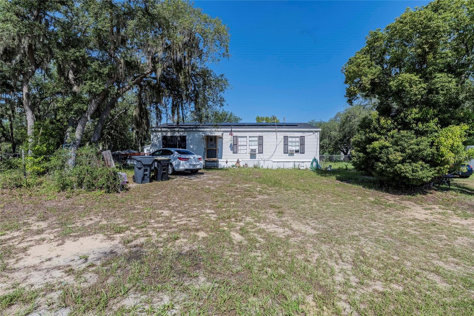 Manufactured Home at 3825 CARRIAGE DR, LAKE WALES, photo 4 of 29