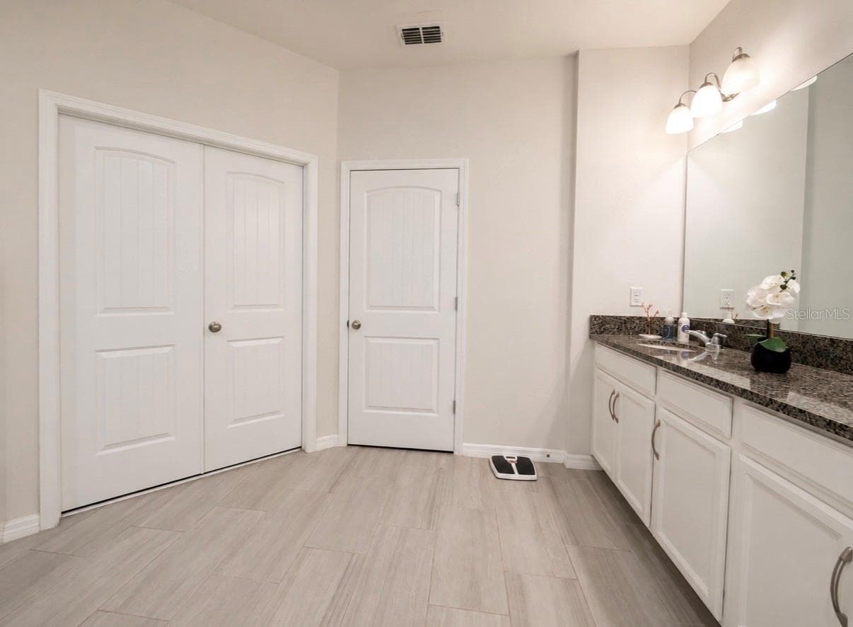 Single Family Residence at 431 HALTER DR, APOPKA, photo 19 of 40
