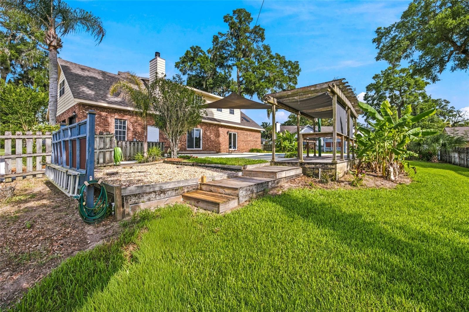 Back Yard View - 3220 SE 21ST AVE, OCALA